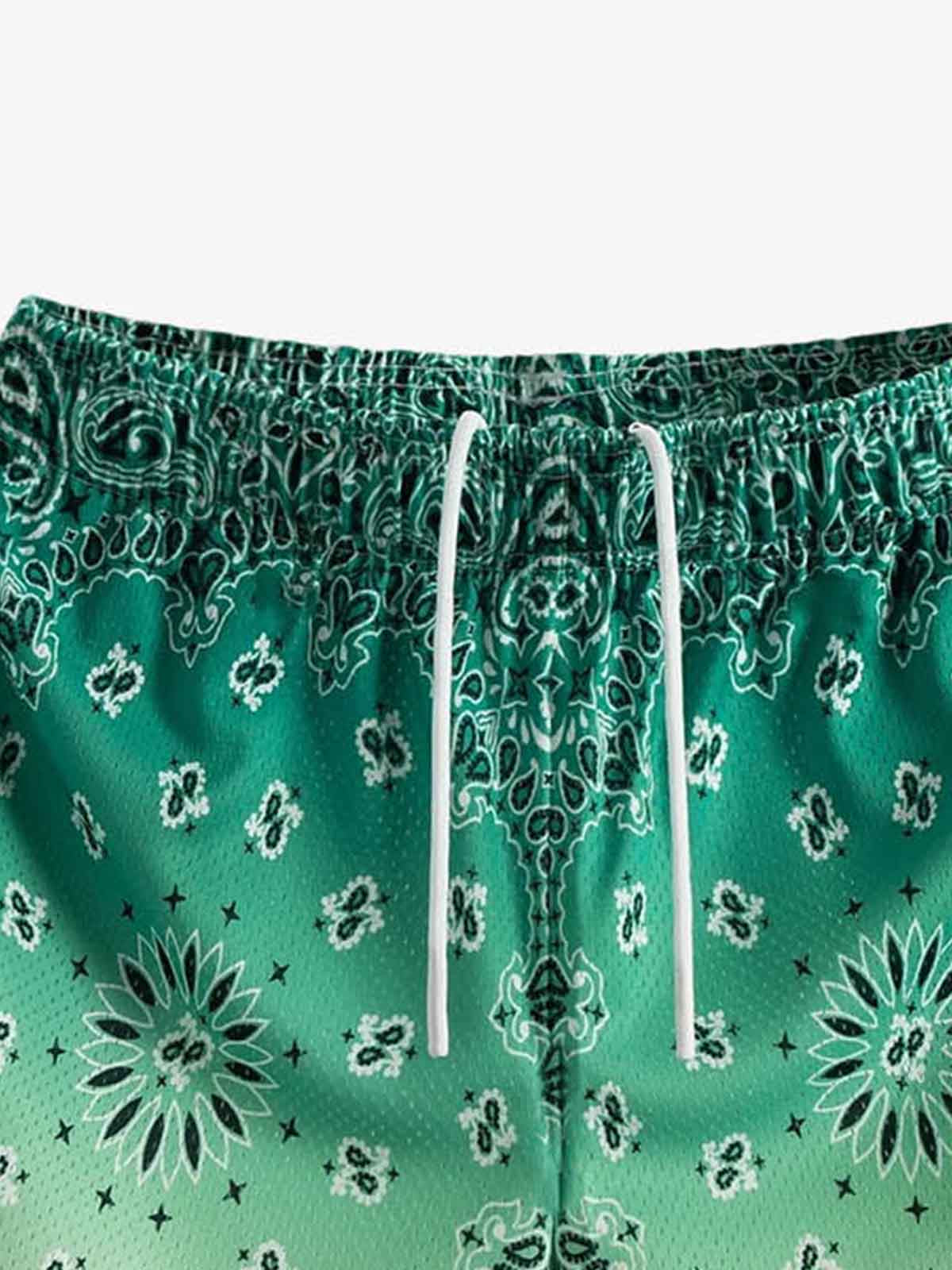 Sportshorts mit Paisley-Muster