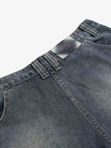 Ausgefranste, mehrlagige Jeans-Shorts mit Einsätzen