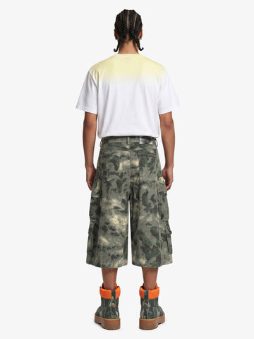 Baggy Cargo Jorts mit Camouflage-Print