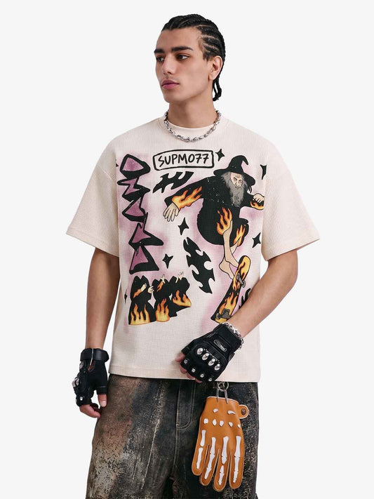 Waffelstrick Skateboard-Zauberer Flammen-Grafik T-Shirt