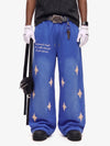 Jogginghose mit Sternen-Spray-Print im Used-Look