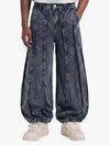 Washed Geometric Panel Barrel Jeans 