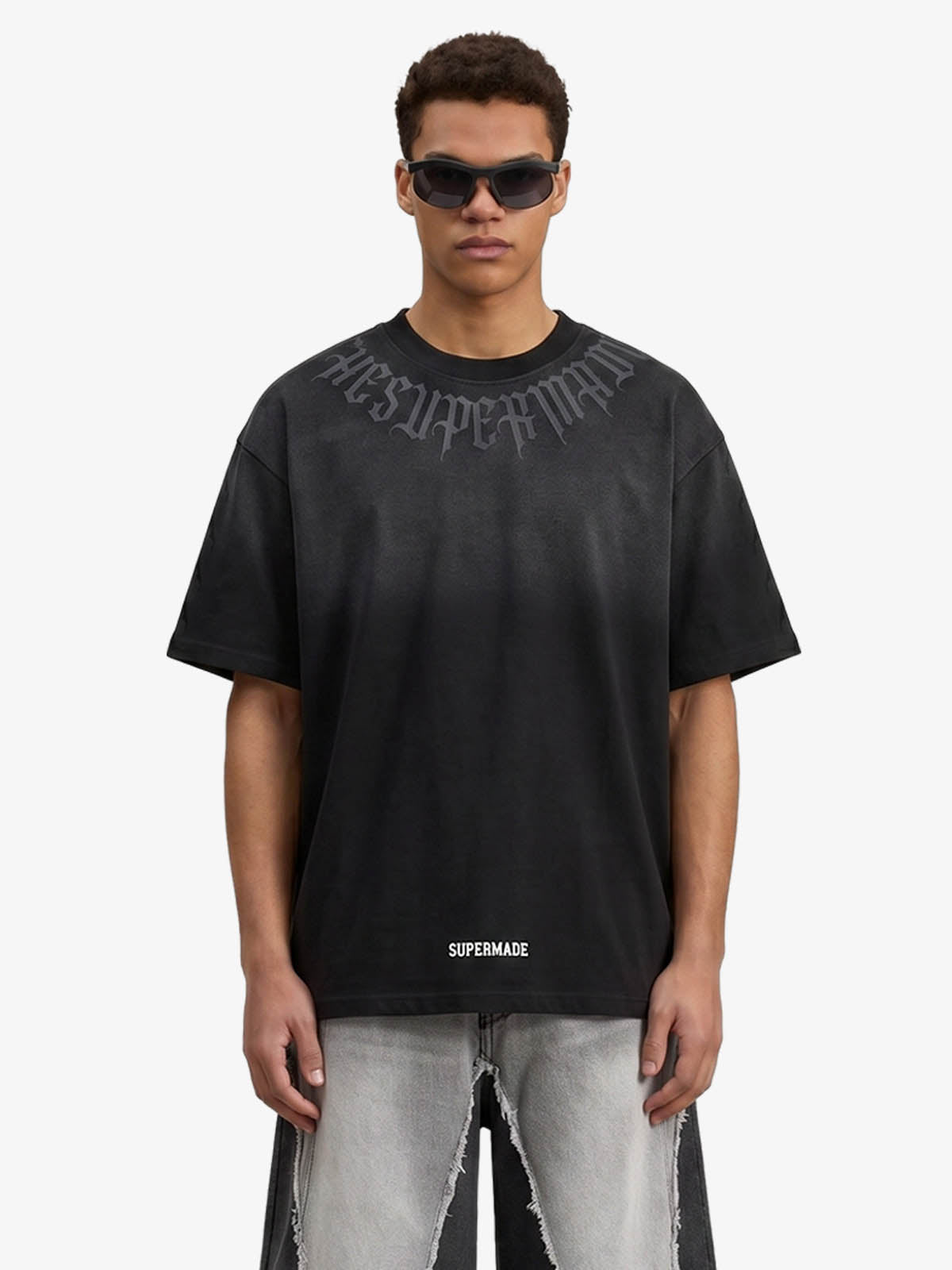 Verwaschenes Oversize-T-Shirt mit Retro-Farbverlauf und Buchstabendruck