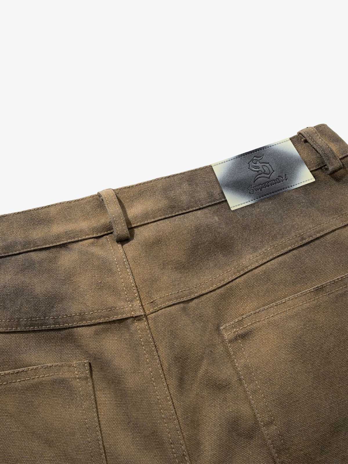 Jeansshorts mit schmutzigem Schlammwaschmuster