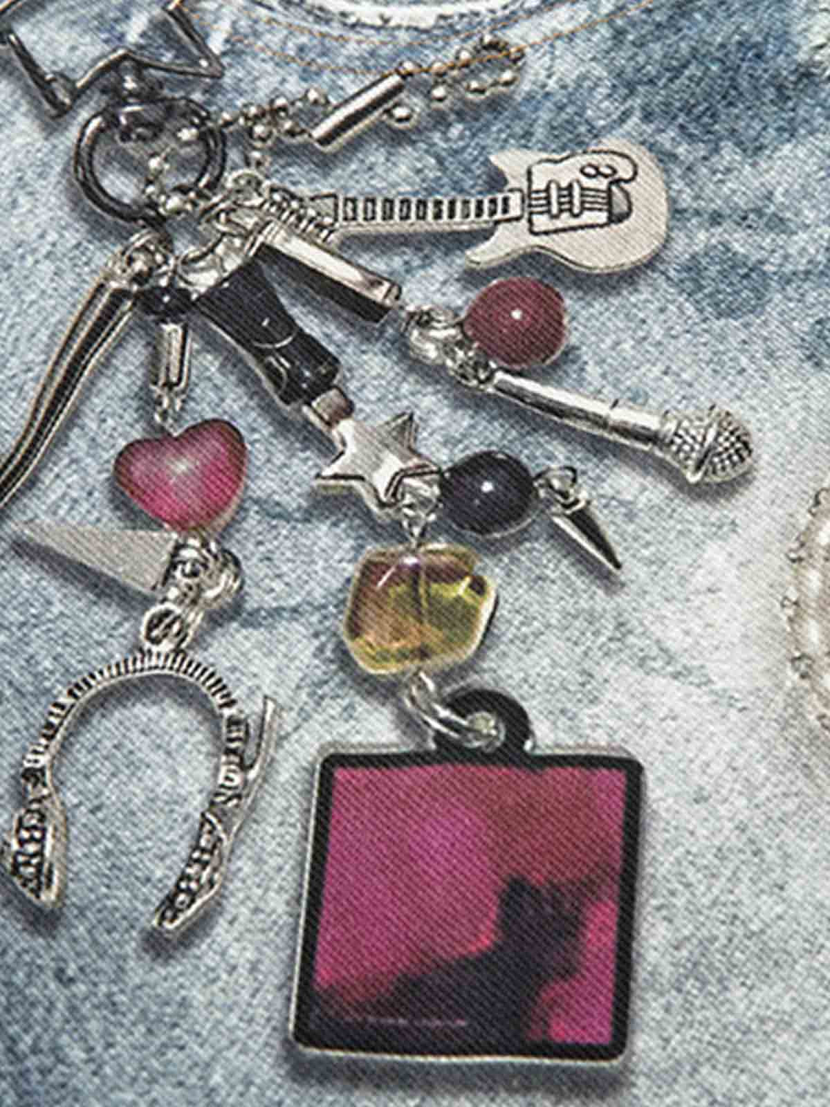 Jeansshorts mit charmantem Grafikdetail