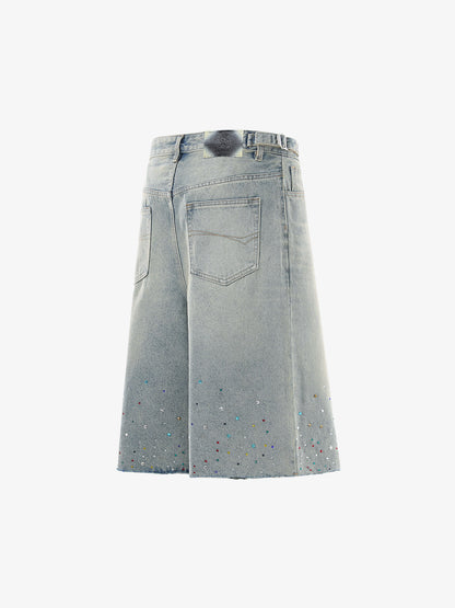 Jeansshorts mit Strassverzierungen
