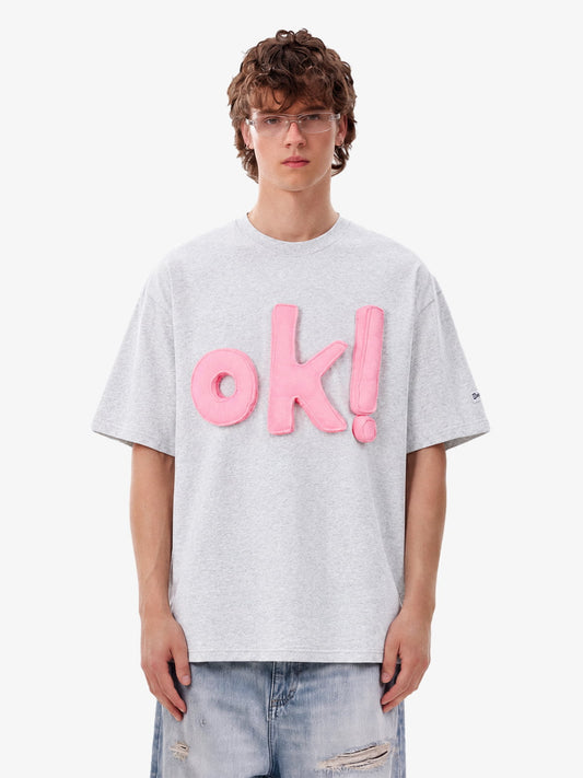 Lustiges "OK!" Grafik-T-Shirt