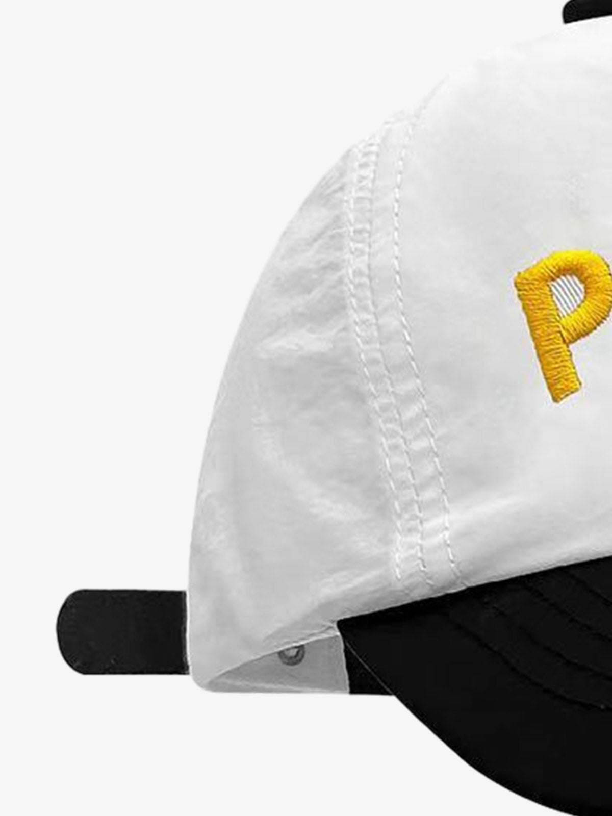 Baseballkappe mit farbigem Blockmuster und Power-Letter-Aufdruck