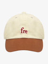 Minimalistische Baseballkappe mit kontrastierender Stickerei