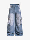 Cargo-Jeans mit Nieten und geschwungener Naht
