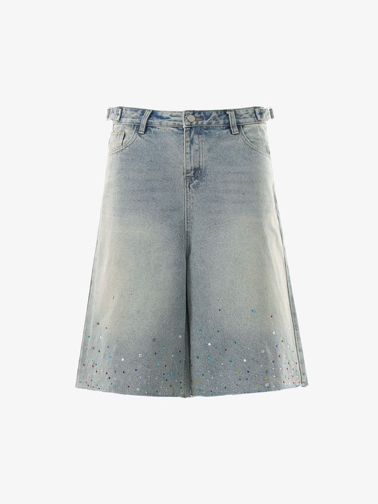 Jeansshorts mit Strassverzierungen