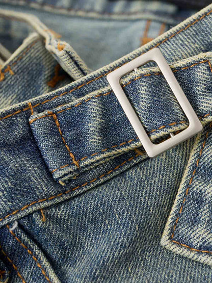 Shorts aus gewaschenem Denim mit taktischer Schnalle