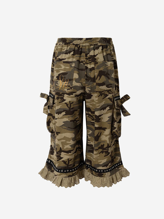 Capri-Shorts mit Camouflage-Schleifen- und Spitzenbesatz