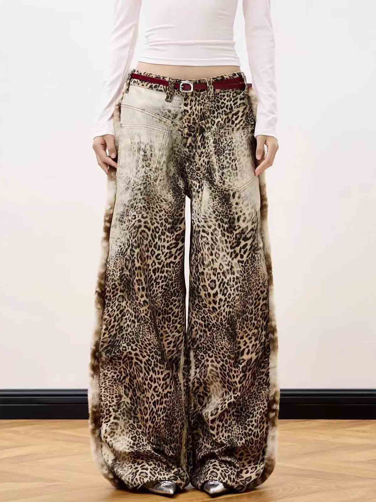Vintage Cargohose mit Leopardenmuster
