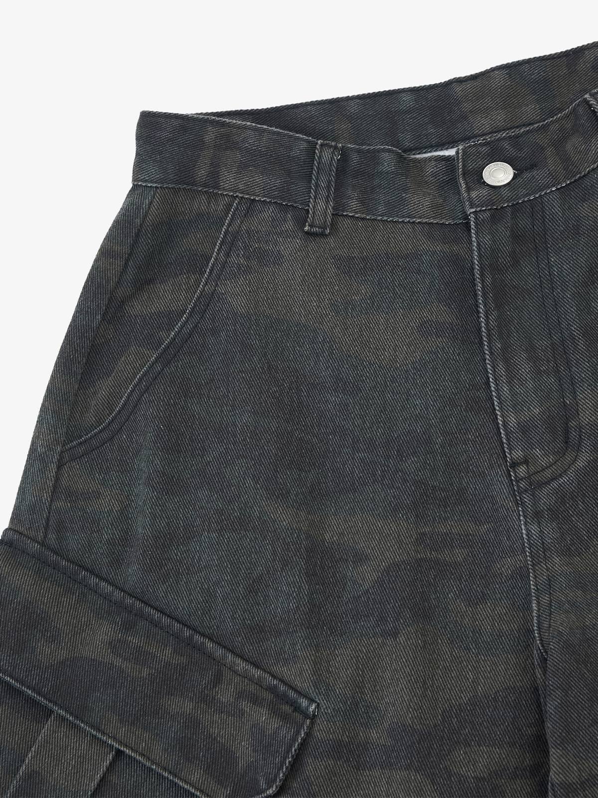 Retro Camo Multi-Pocket Cargo Barrel Pants 