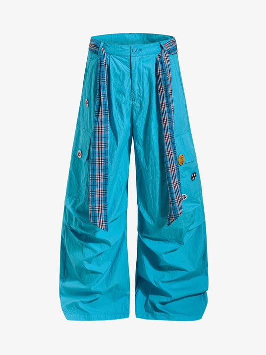 Cargohose mit Karomuster und Trägern