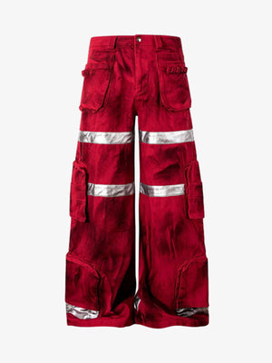 Cyberpunk-Cargohose mit reflektierenden Details und vielen Taschen