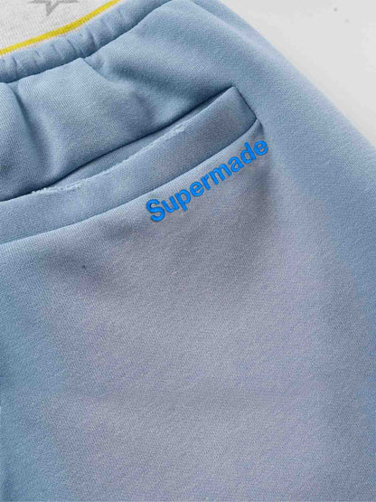 Shorts mit Sternenbund, weitem Bein und Kordelzug