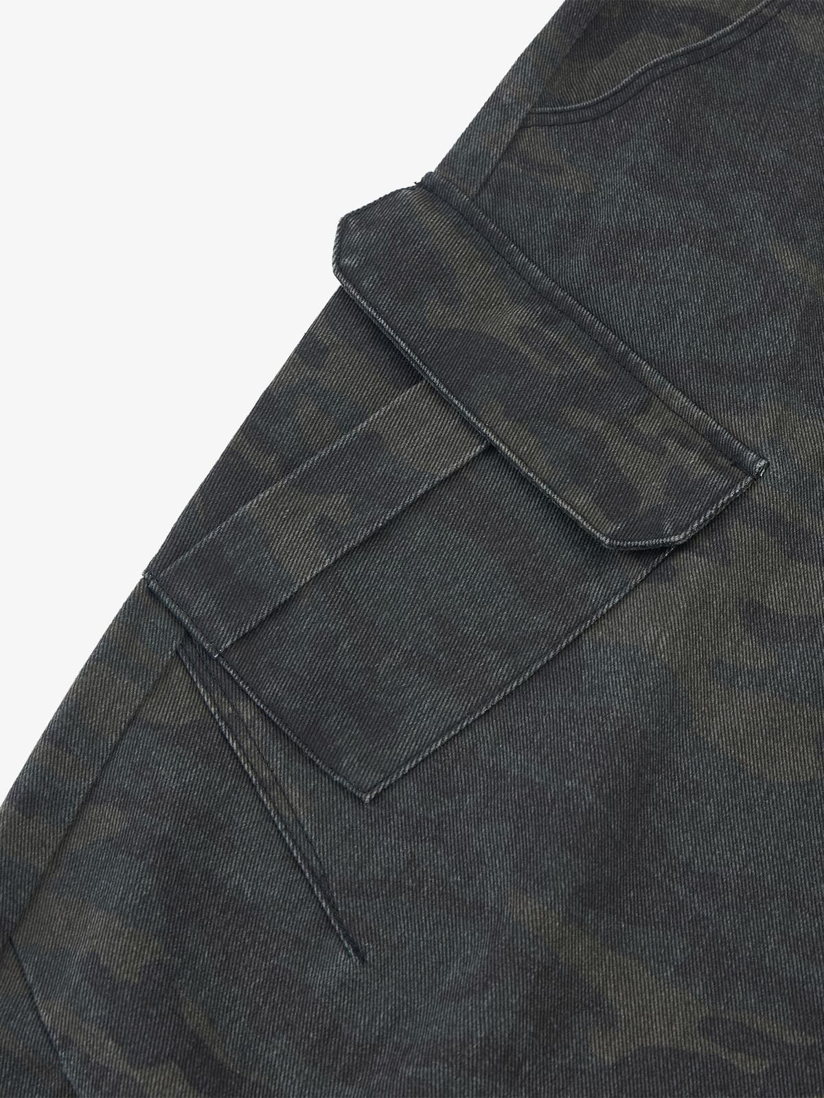 Retro Camo Multi-Pocket Cargo Barrel Pants 