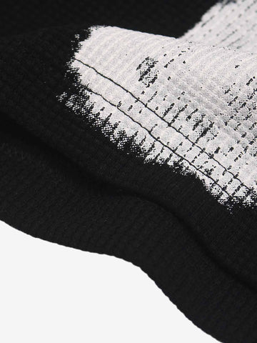 Waffelpiqué-T-Shirt mit Nietenkragen und Kreuzmuster