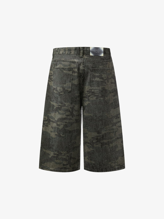 Camouflage-Cargoshorts mit Perforation – Weit geschnittene Utility-Shorts aus Baumwollmischgewebe