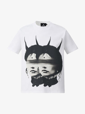 Surreales Zwillingsporträt-T-Shirt