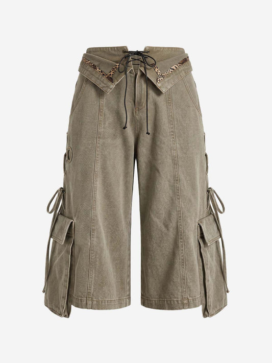 Utility-Jeans mit weitem Bein und umgeschlagener Taille