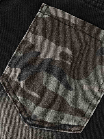 Butterfly Spray Graphic Camo Pocket Barrel Jeans 