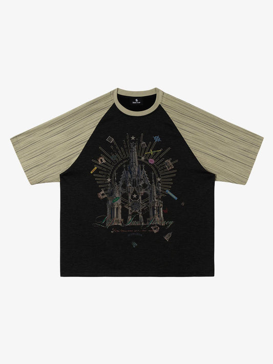 Raglan-T-Shirt mit gotischem Burgmotiv