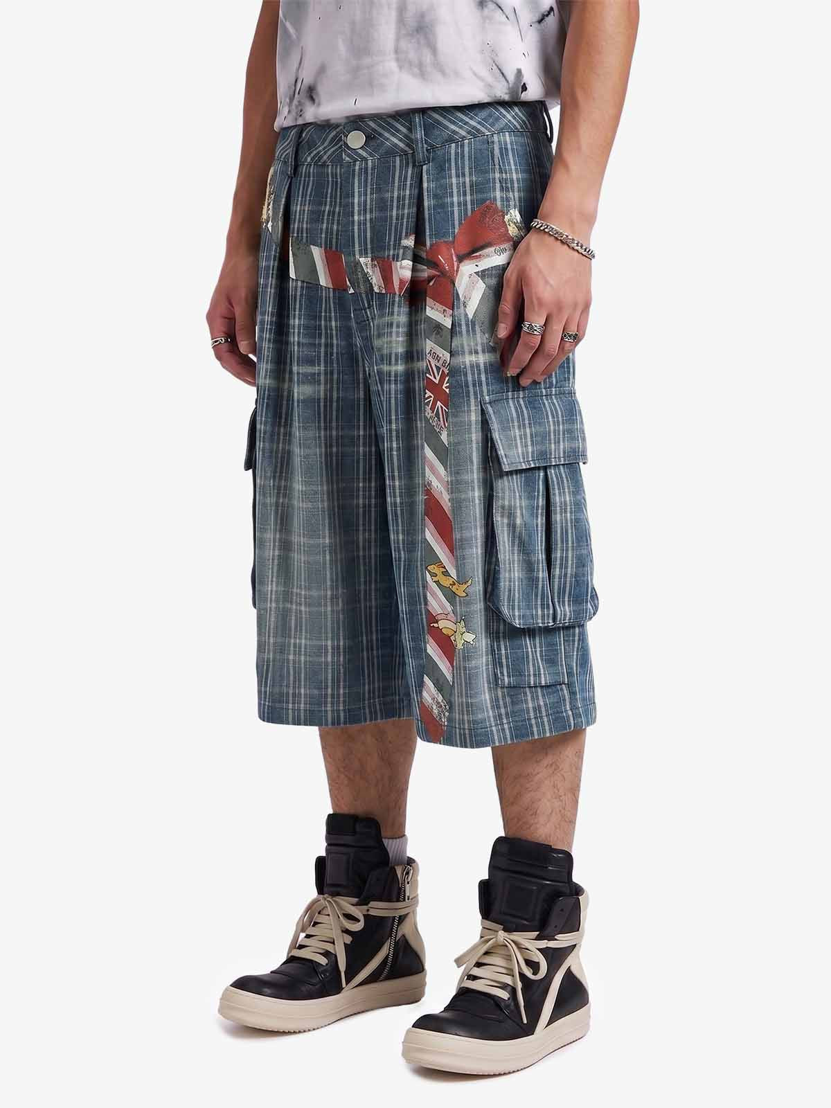 Karierte Cargo-Shorts mit weitem Bein