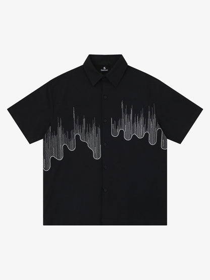 Kurzarmhemd mit abstraktem Skyline-Motiv