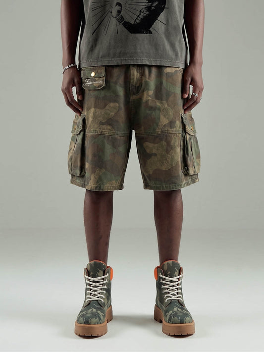 Arbeitsshorts mit Used-Look-Tarnmuster und weitem Bein
