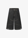 Retro-Denim-Shorts mit Kontrastnähten und geschwungenem Bein