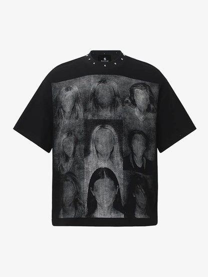 Waffelstrick-T-Shirt mit gesichtslosem Porträt