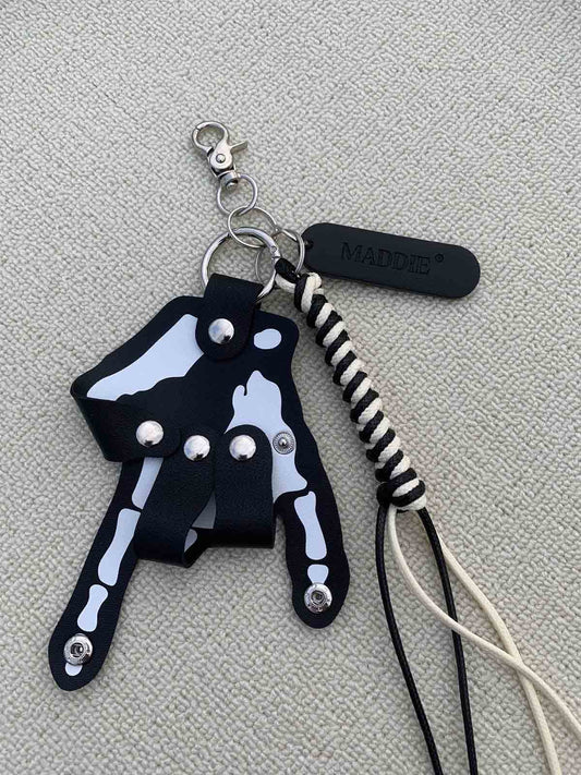 Punk-Totenkopf-Schlüsselanhänger, handgeflochten
