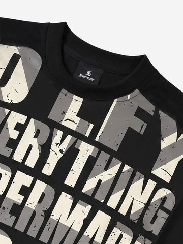 Oversize-T-Shirt mit Used-Look-Typografie im Rock-Stil