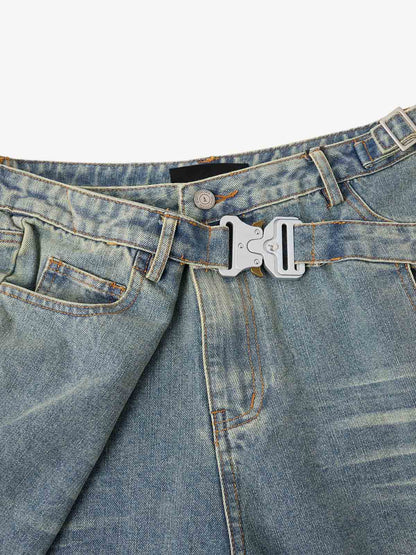 Shorts aus gewaschenem Denim mit taktischer Schnalle