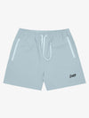 Minimalistische Shorts mit Reißverschlusstasche und Kordelzug