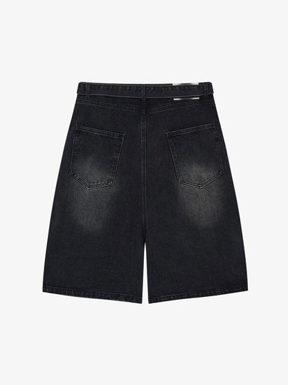 Jeansshorts mit Spinnennetzstickerei