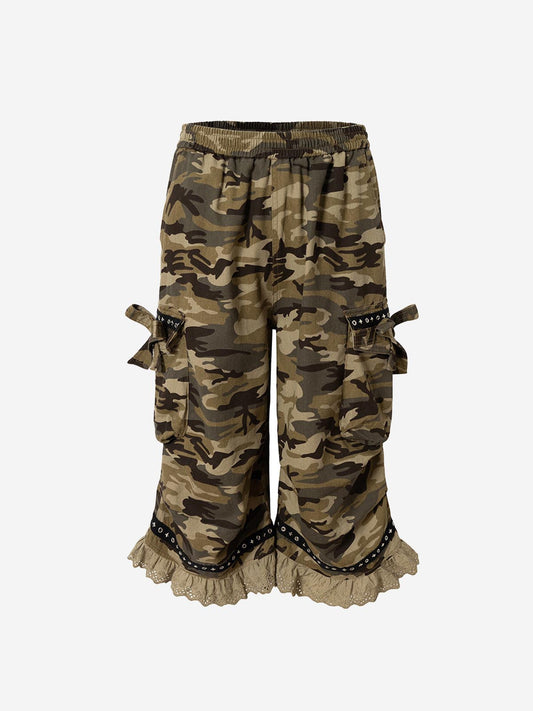 Capri-Shorts mit Camouflage-Schleifen- und Spitzenbesatz