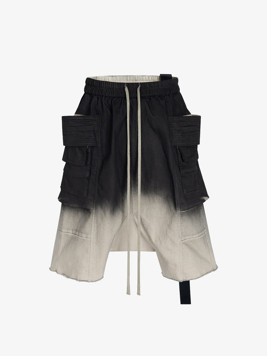 Cargo-Shorts aus Kunstleder mit Farbverlauf