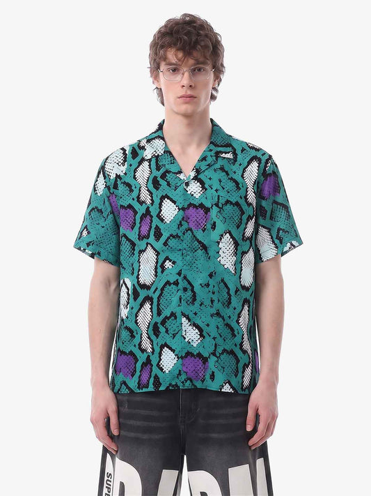 Grünes und violettes Schlangenlederhemd im kubanischen Stil