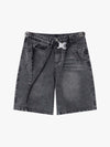 Shorts aus gewaschenem Denim mit taktischer Schnalle