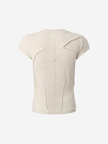 Skorpion-besticktes T-Shirt mit sichtbaren Nähten