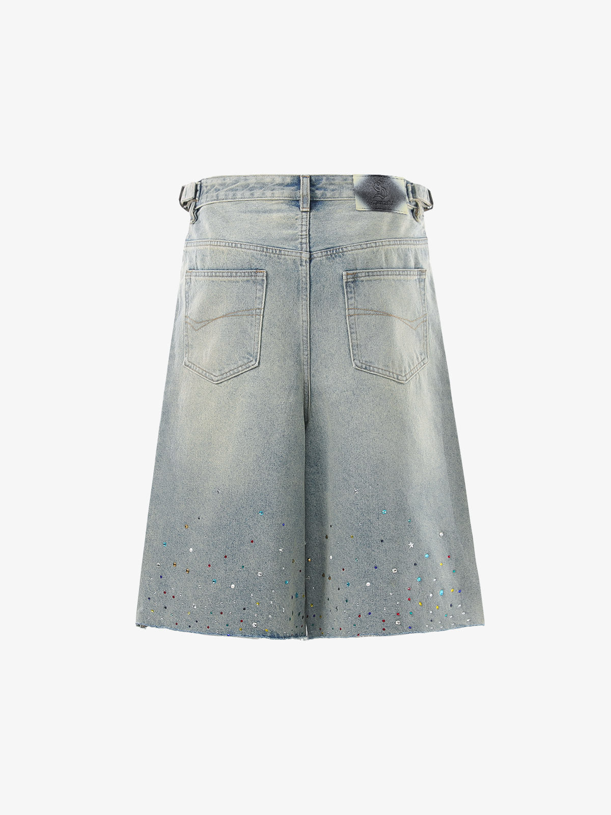 Jeansshorts mit Strassverzierungen