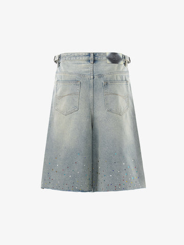 Jeansshorts mit Strassverzierungen