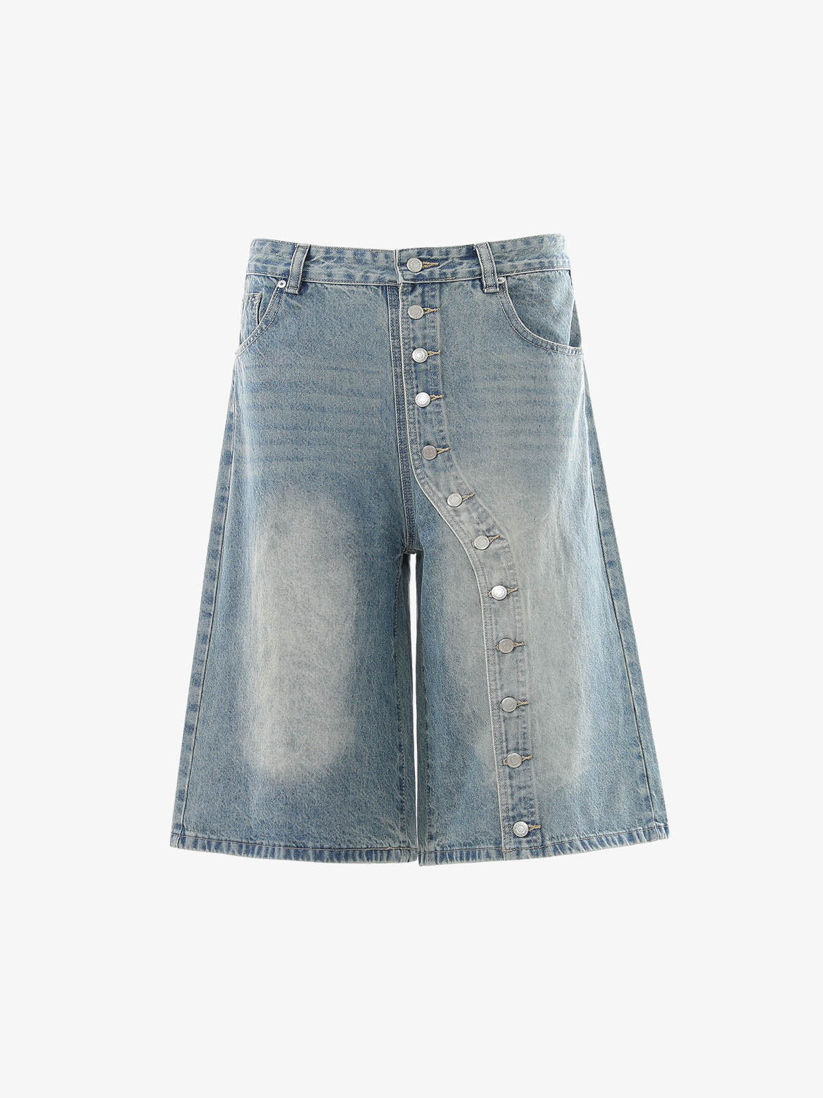 Asymmetrische Jeansshorts mit mehreren Knöpfen