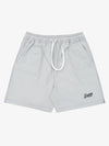 Minimalistische Shorts mit Kontrastnähten und Kordelzug