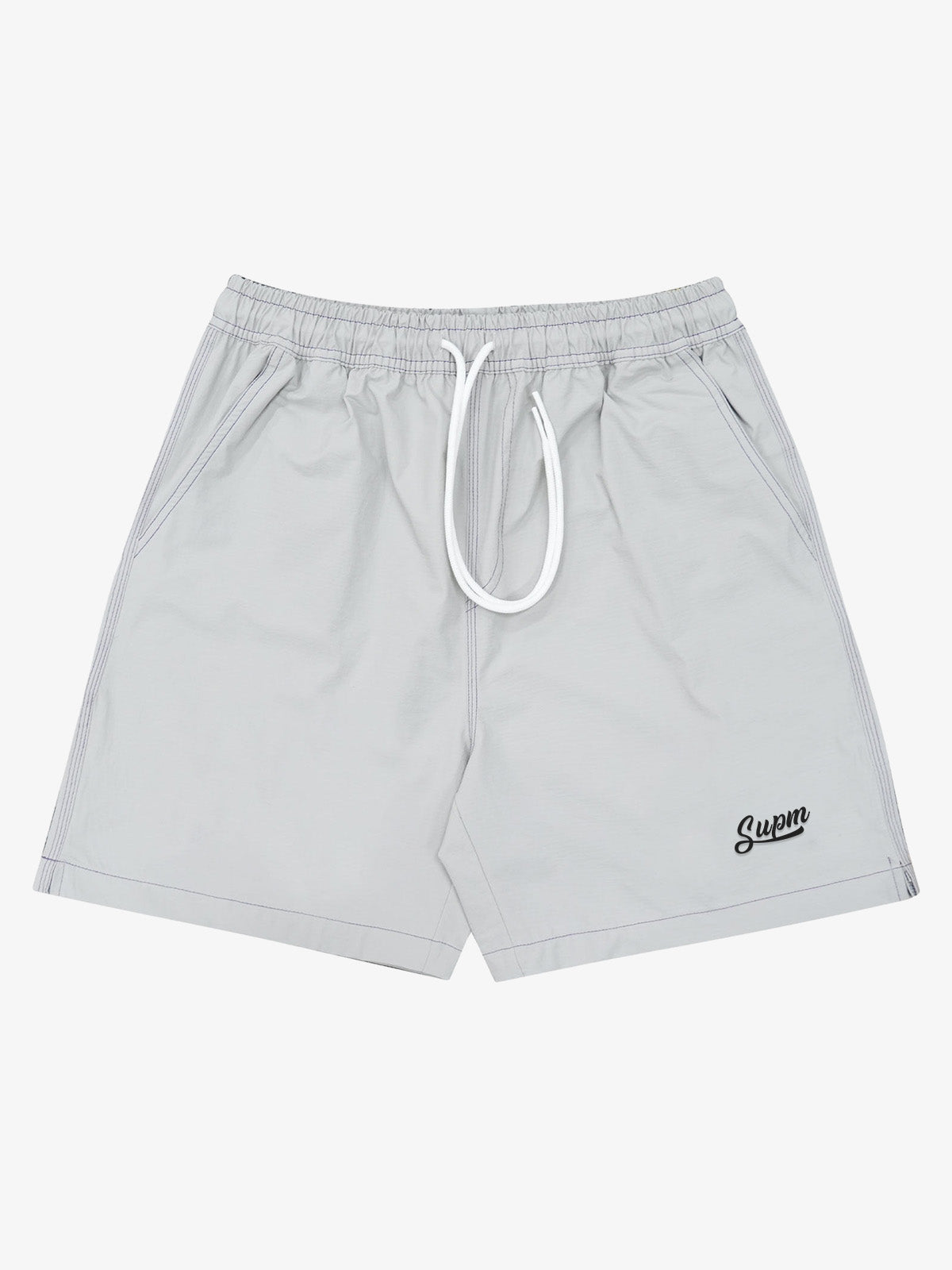 Minimalistische Shorts mit Kontrastnähten und Kordelzug