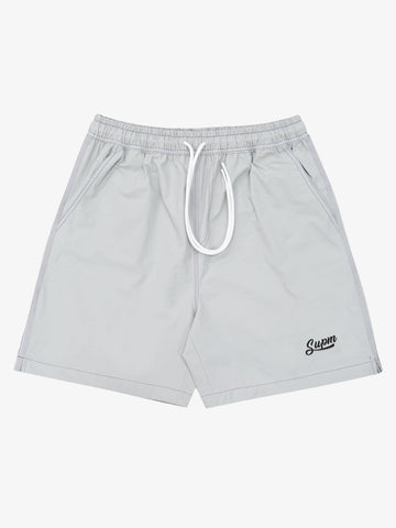 Minimalistische Shorts mit Kontrastnähten und Kordelzug
